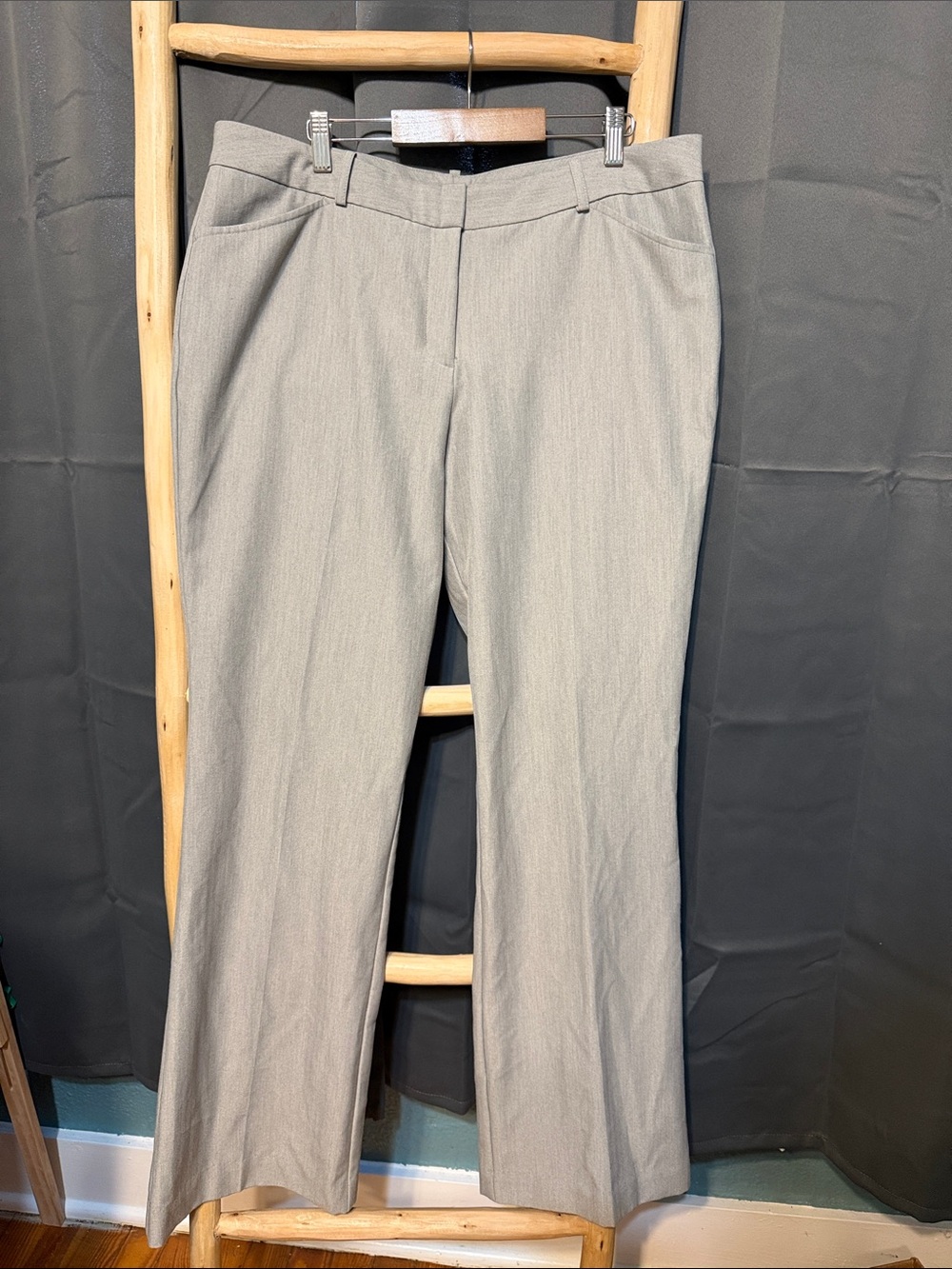 Worthington Modern Fit Dress Pants in Light Gray